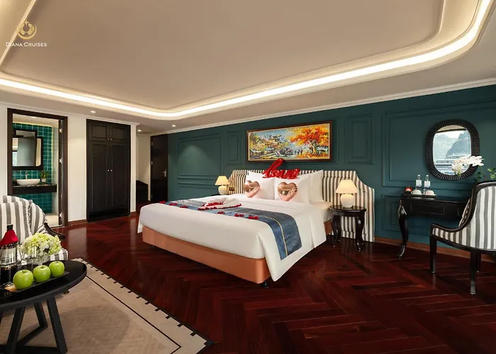 Diana Cruises Bay - Luxury By Venus Group Hotel en barco