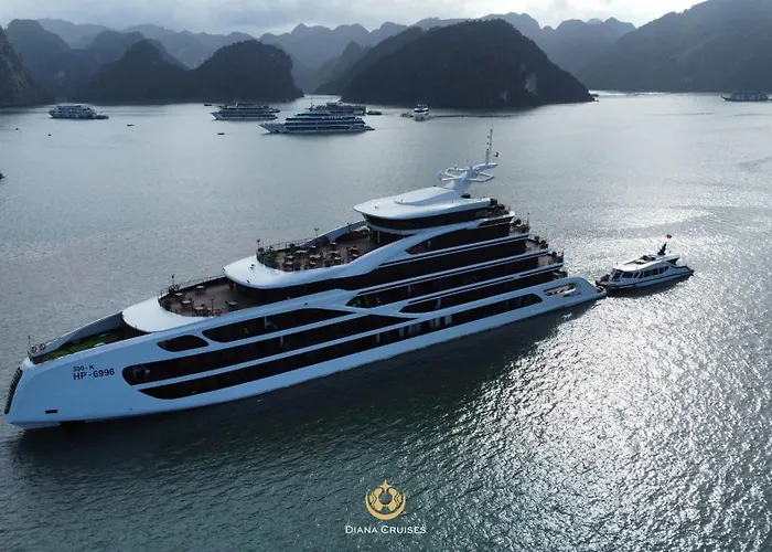 Diana Cruises Bay - Luxury By Venus Group Ha Long
