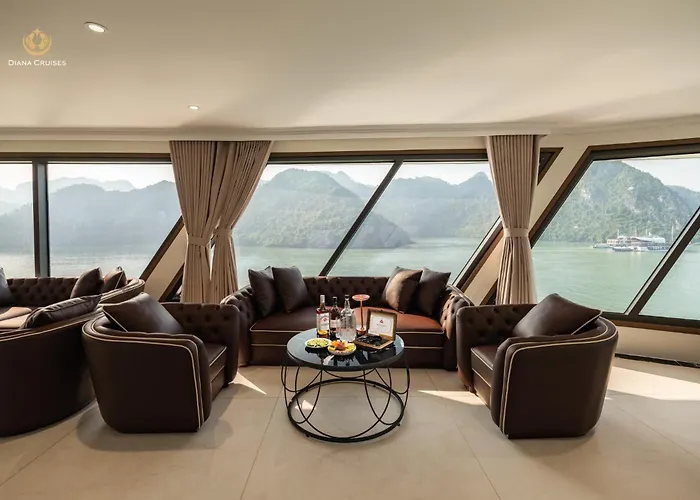 Botel Diana Cruises Bay - Luxury By Venus Group 5*