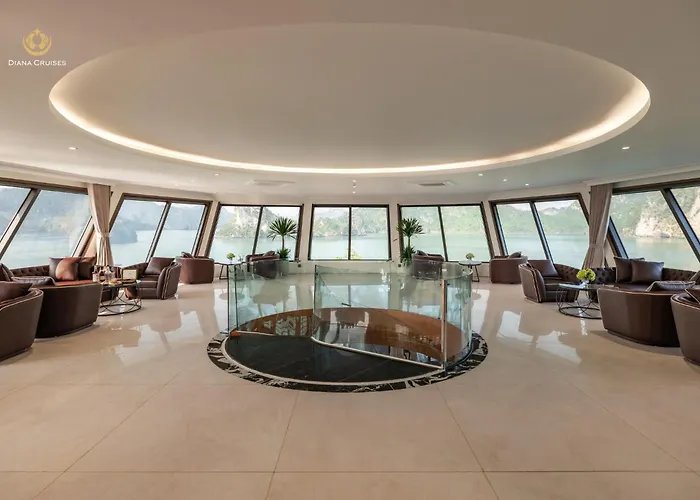Diana Cruises Bay - Luxury By Venus Group Botel 5*