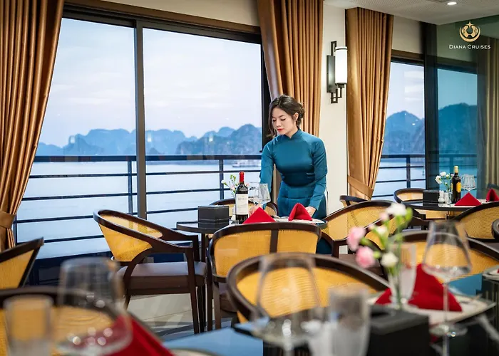 Diana Cruises Bay - Luxury By Venus Group Ha Long