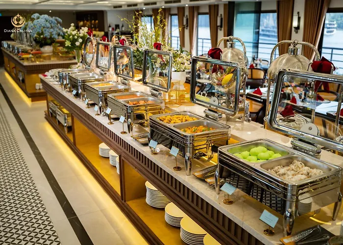 Diana Cruises Bay - Luxury By Venus Group Botel 5*