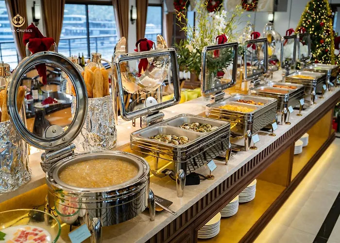 Diana Cruises Bay - Luxury By Venus Group Hotel en barco