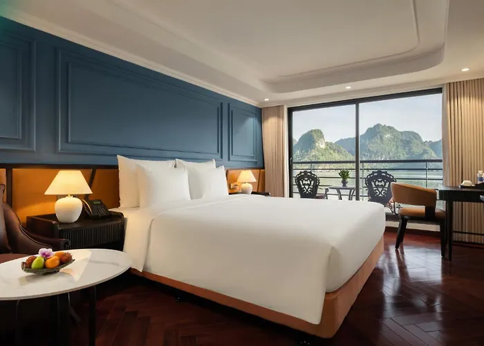 Diana Cruises Bay - Luxury By Venus Group Ha Long
